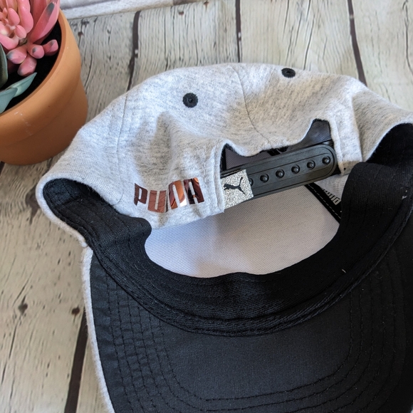 PUMA Youth Snapback cap hat with shiny foil logo - Picture 3 of 5